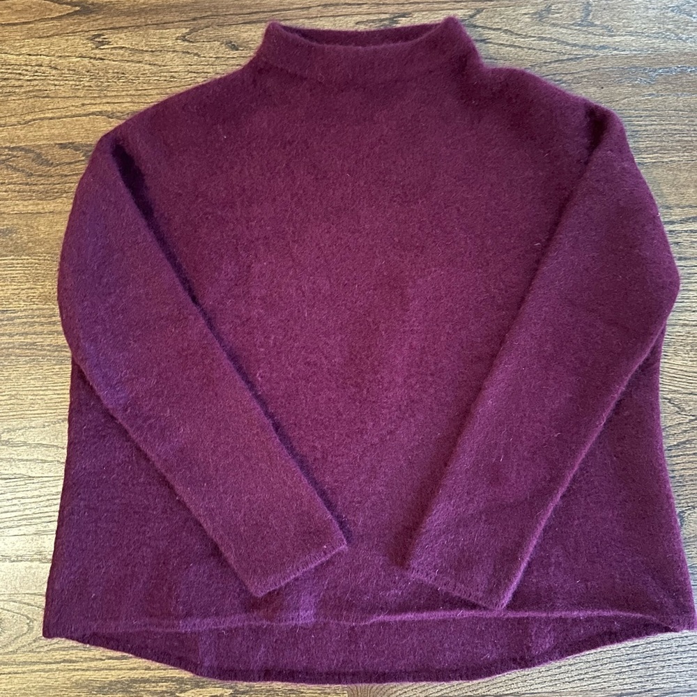 100% Cashmere C by Bloomingdale’s Mock Neck Cropped Turtleneck Sweater, Medium
